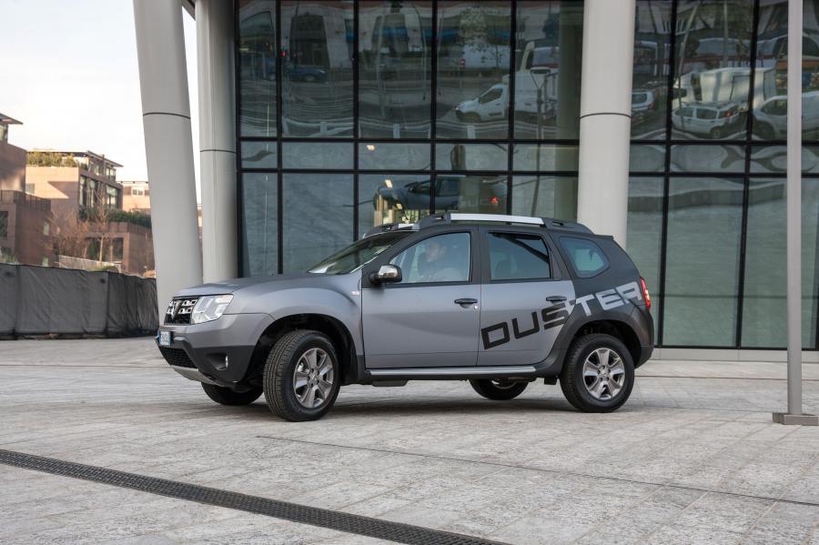  Dacia Duster Titan 2014 года  (IT) (фото 10 из 43)